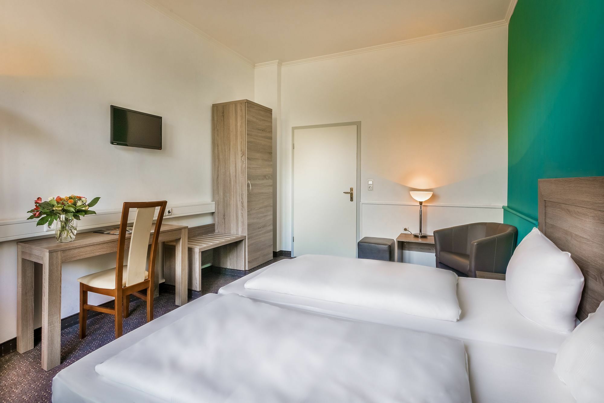 Hotel Am Bonhoefferplatz Dresden Bagian luar foto