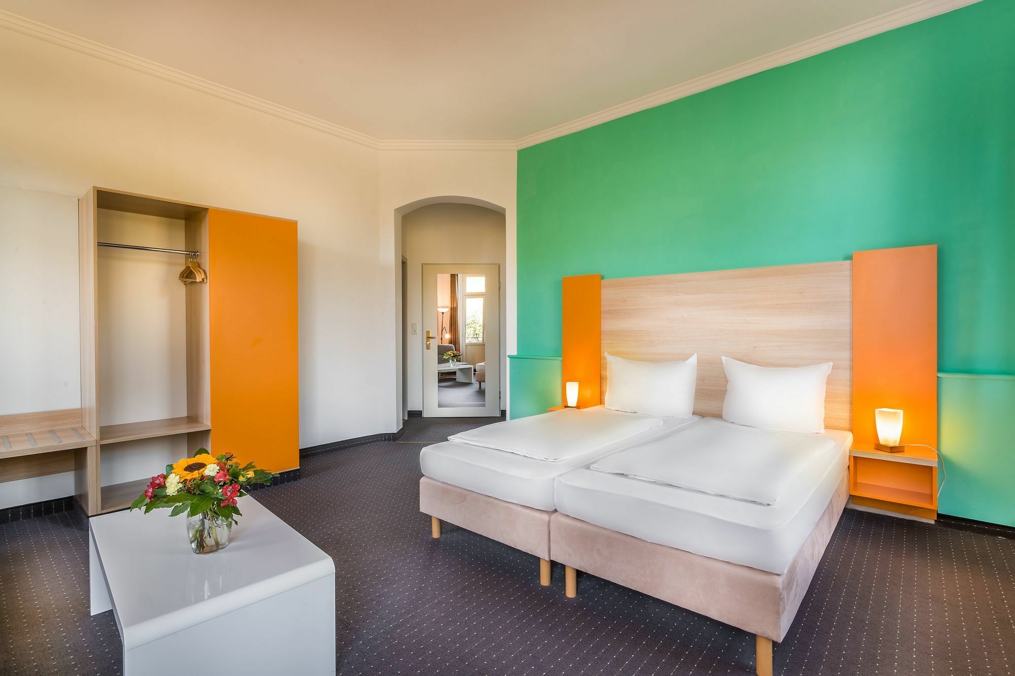 Hotel Am Bonhoefferplatz Dresden Bagian luar foto
