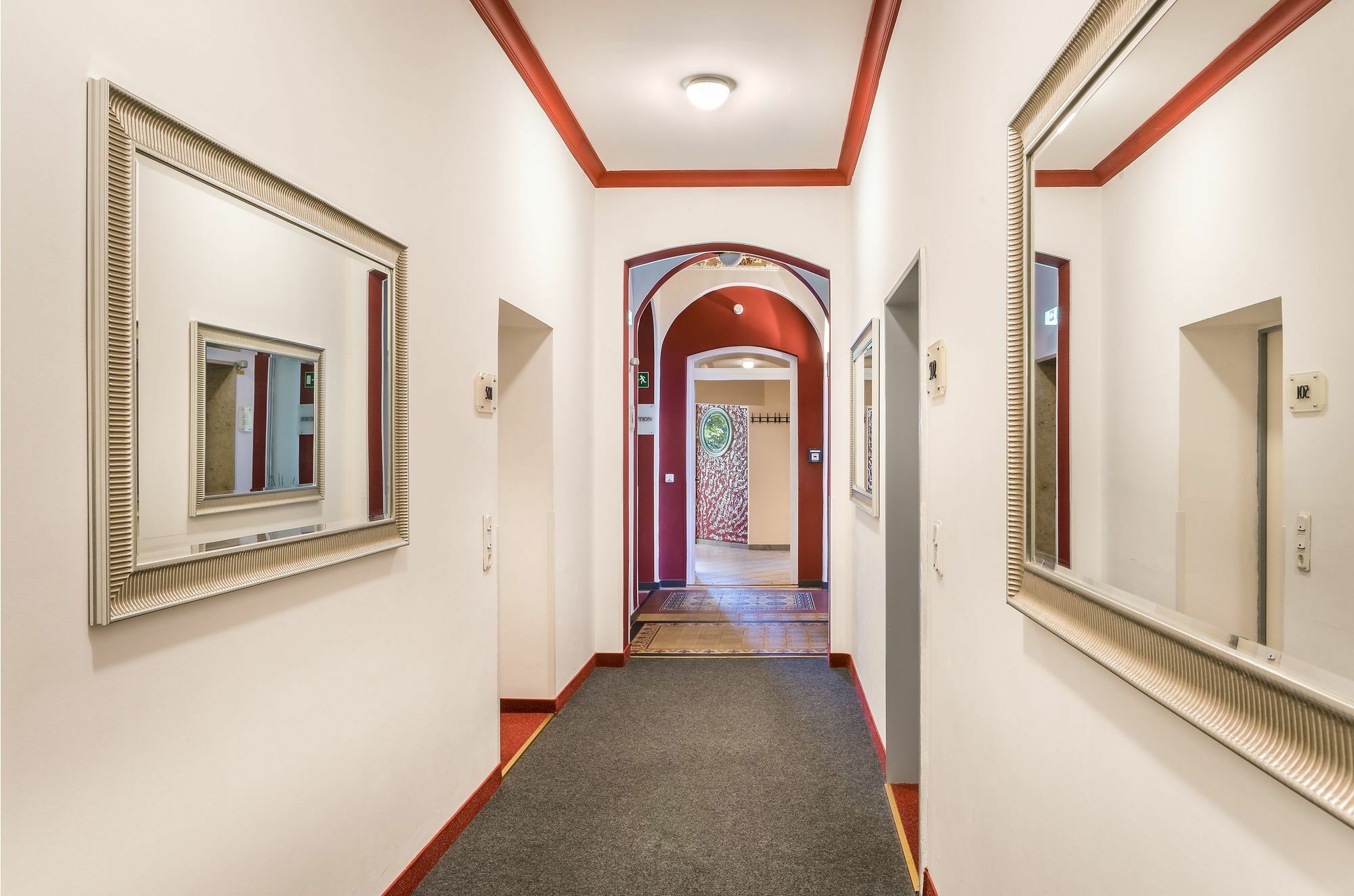 Hotel Am Bonhoefferplatz Dresden Bagian luar foto