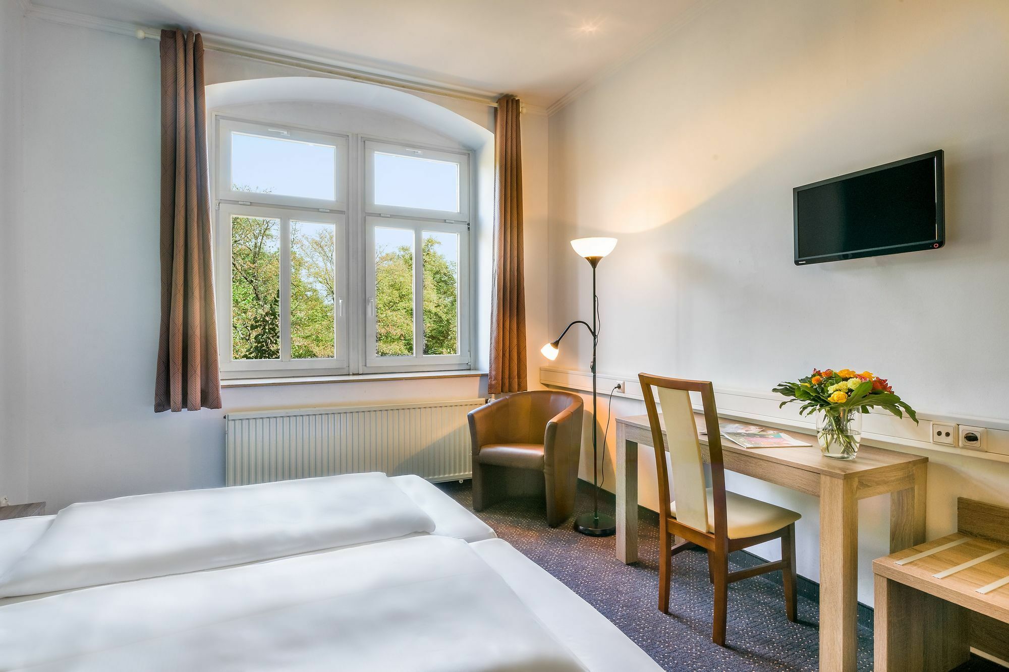 Hotel Am Bonhoefferplatz Dresden Bagian luar foto